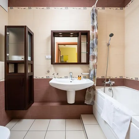 Aleja Wyscigowa Comfort
