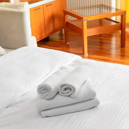 Aleja Wyscigowa Comfort Lägenhet Warszawa