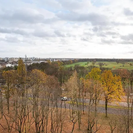 Apartamento Aleja Wyscigowa Comfort By Bookinghost