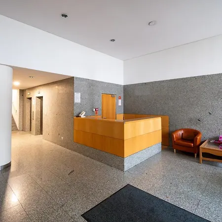 Aleja Wyscigowa Comfort Warszawa