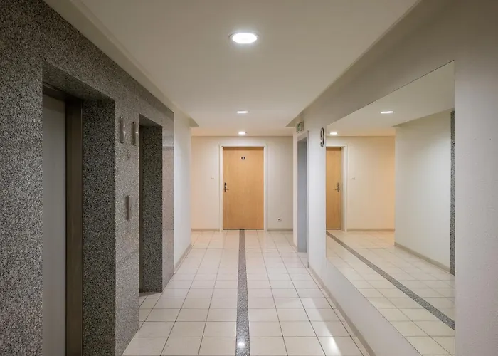 Lejlighed Aleja Wyscigowa Comfort By Bookinghost Warszawa