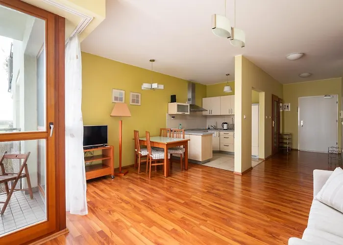 Lejlighed Aleja Wyscigowa Comfort By Bookinghost *