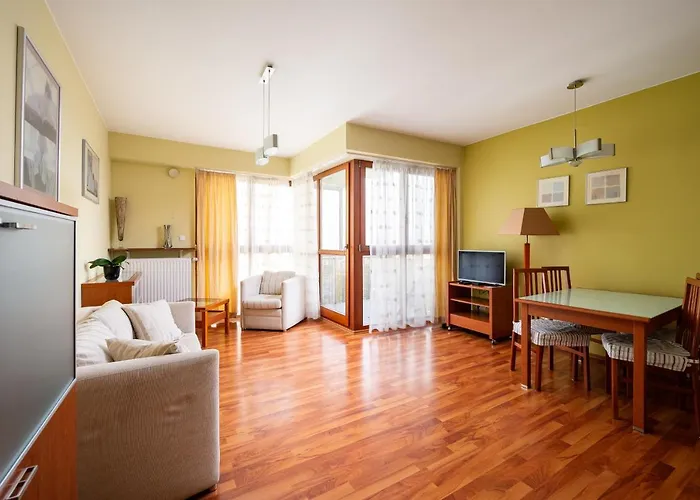 Aleja Wyscigowa Comfort By Bookinghost Lejlighed